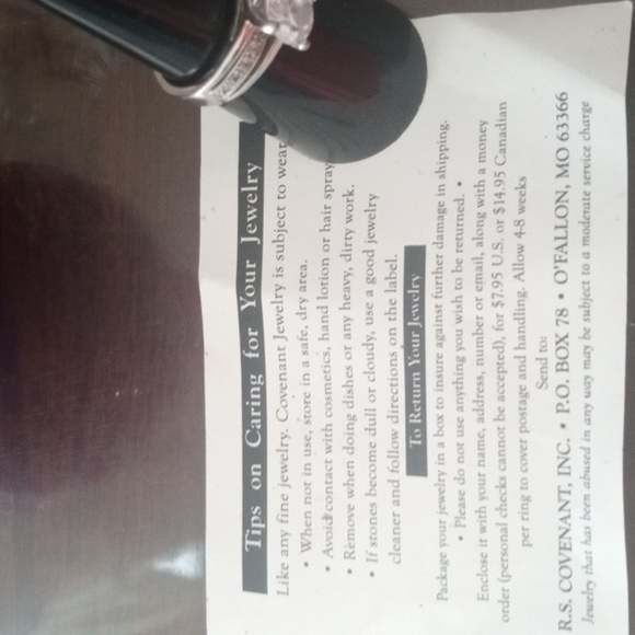 Gorgeous Diamond ring. - Picture 9 of 9